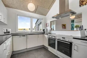 Fully equipped house with sauna, barbeque & terrace | Next to the beach | Pets are welcome - Image 2