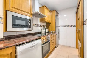 Appartement avec terrasse | Vue ville - Image 5