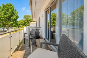 Ferienwohnung mit Gartenblick, Kamin und Balkon am Wolgastsee - Image 2