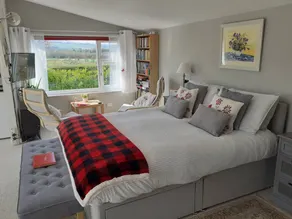Cottage with garden - Image 3