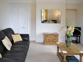 Cottage with terrace & garden | Beach view - Image 2
