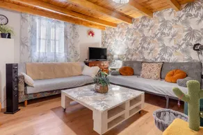 Family-friendly house | Mountain view | Perfect for remote work | Pets allowed - Image 2