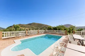 Wonderful cottage with garden, terrace & barbecue - Image 2