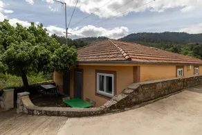 Bellissima casa con barbecue e giardino | Vista sulla montagna | Accetta animali domestici - Image 2