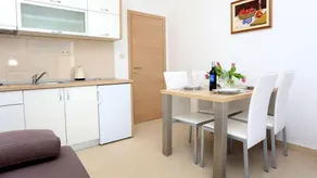 Wonderful holiday apartment with terrace | Sea view | Beach nearby - Image 3