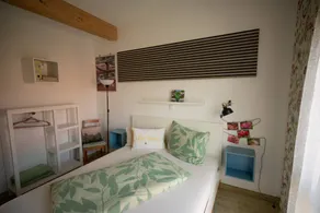Room 'No. 2' with Shared Terrace, Shared Garden and Wi-Fi - Image 3