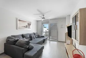 Vacation Apartment 'Terraza y Mar Stay' with Sea View, Wi-Fi, and Air Conditioning - Image 4