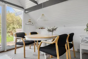 House with terrace, barbecue & garden - Image 2