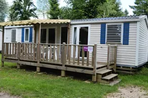 Mobile home with sauna, hot tub & terrace - Image 2