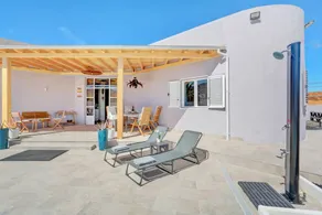 Fully equipped wonderful villa with private pool, garden & terrace | Mountain view | Good for workation | Dogs allowed - Image 5