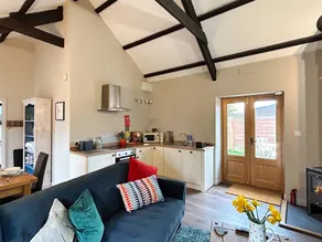 Child-friendly cottage with BBQ & garden | Pet-friendly - Image 4