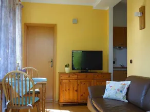 Vacation apartment north-east (for 2 - 4 persons) - Ferienwohnungen May - Image 4