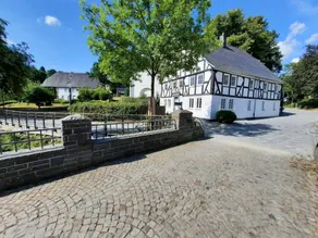 Apartment with barbecue, garden & terrace - Image 2
