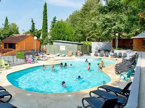 Mobil home avec piscine chauffée et terrasse - Image 2