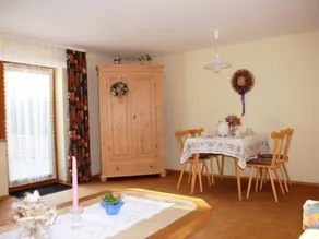 Flat with terrace, garden & barbeque - Image 3