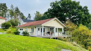 House with terrace - Image 2