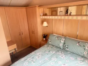 Child-friendly lovely lodge with pool & garden | Pets allowed - Image 3