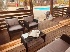 Mobile home with pool, terrace & barbeque - Image 5