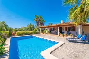 Child-friendly beautiful villa with garden, terrace & barbecue - Image 2
