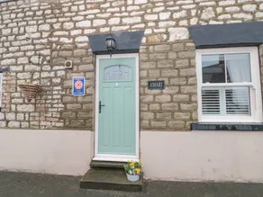 Cottage with garden - Image 3