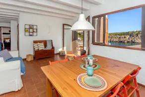 Ferienhaus mit Terrasse und Garten | Meerblick - Image 2