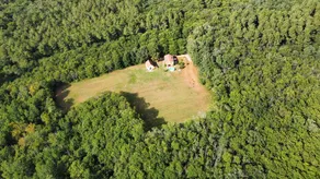 Holiday home with garden, barbecue & private pool - Image 3
