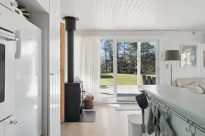 Charming holiday home with garden & barbecue - Image 5