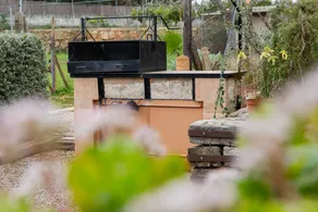 Children-friendly villa with garden, terrace & private pool - Image 2