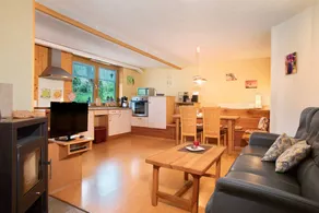 Apartment 'Zur Igelwiese' with Private Terrace, Shared Garden and Wi-Fi - Image 3