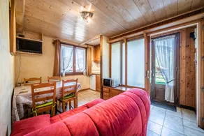 Holiday apartment with garden, BBQ & terrace | Mountain view - Image 3
