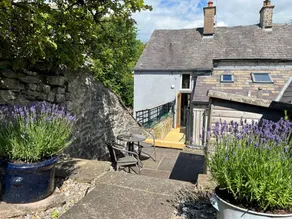 Cottage with garden - Image 4