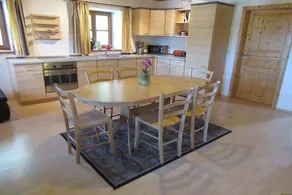 Holiday home with terrace - Image 5
