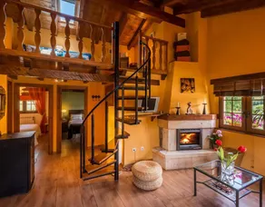 Casa Susi with Mountain Views, Private Terrace, and Wi-Fi - Image 5