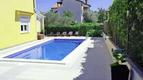 Casa vacacional apta para familias con terraza, barbacoa y piscina | Se admiten mascotas - Image 4