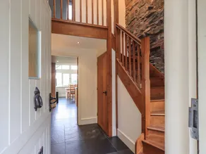 Family-friendly beautiful cottage with terrace, hot tub & garden | Dogs allowed - Image 2