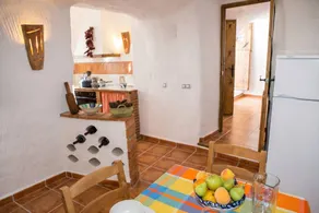 Holiday home with barbeque & terrace | City view - Image 5