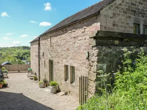 Cottage with garden - Image 3
