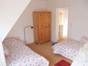Schöne Wohnung mit Garten und Terrasse - Image 4