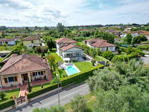 Villa conviviale et familiale avec barbecue, terrasse et piscine | Vue panoramique | Avec animaux bienvenus - Image 3