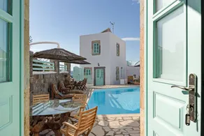 Chambre privée avec piscine et terrasse - Image 2