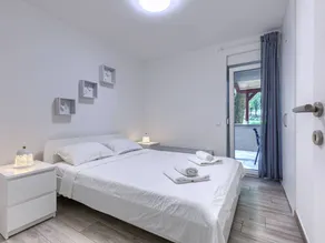 Magnífico apartamento totalmente equipado con jardín, terraza y barbacoa - Image 3