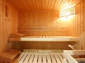 Gite with pool, garden & sauna - Image 2