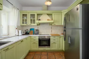 Fully equipped holiday home with private pool, BBQ & garden | Garden view | Pets are welcome - Image 3