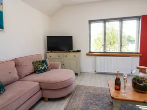 Fully equipped cottage with garden | Pet-friendly - Image 5