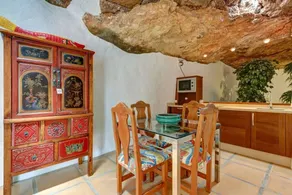 Acogedora casa vacacional con piscina y barbacoa - Image 5