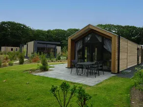 Family-friendly chalet with garden, heated pool & terrace | Beach nearby | Pets allowed - Image 4