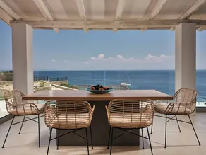 Agréable villa avec barbecue, piscine et terrasse - Image 2