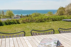 Holiday home with pool, sauna & terrace - Image 3