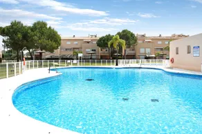 Apartment mit Pool, Garten und Terrasse | Gartenblick - Image 3