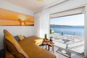 Dream on The Beach - Panoramic Seaview Terrace - Image 3